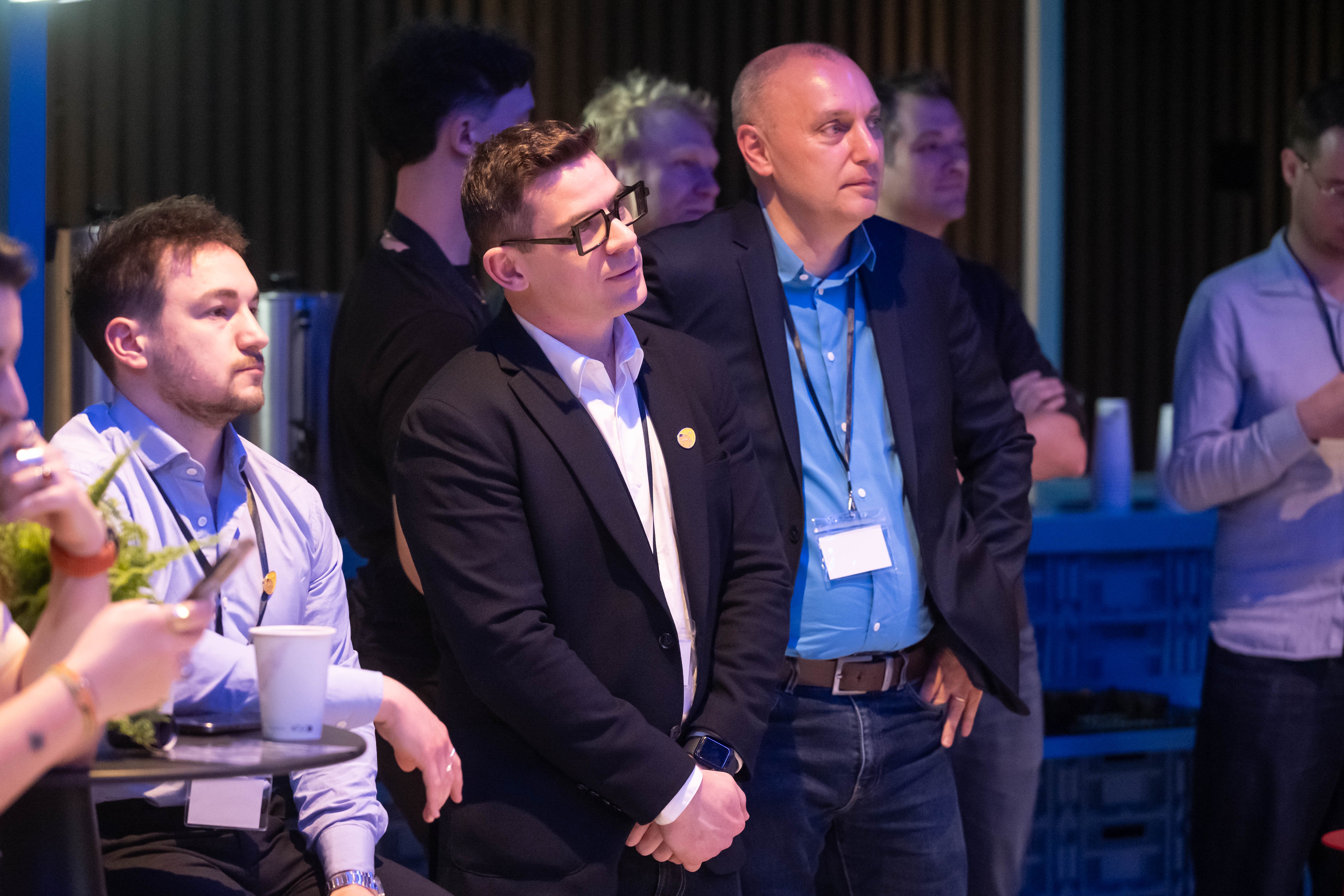 Romain x Jerome Axeptio